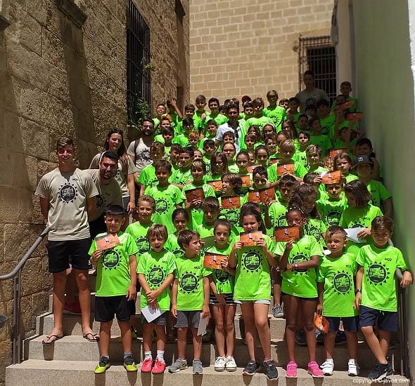 David Ferrer visita la Escuela Multideportiva de Verano